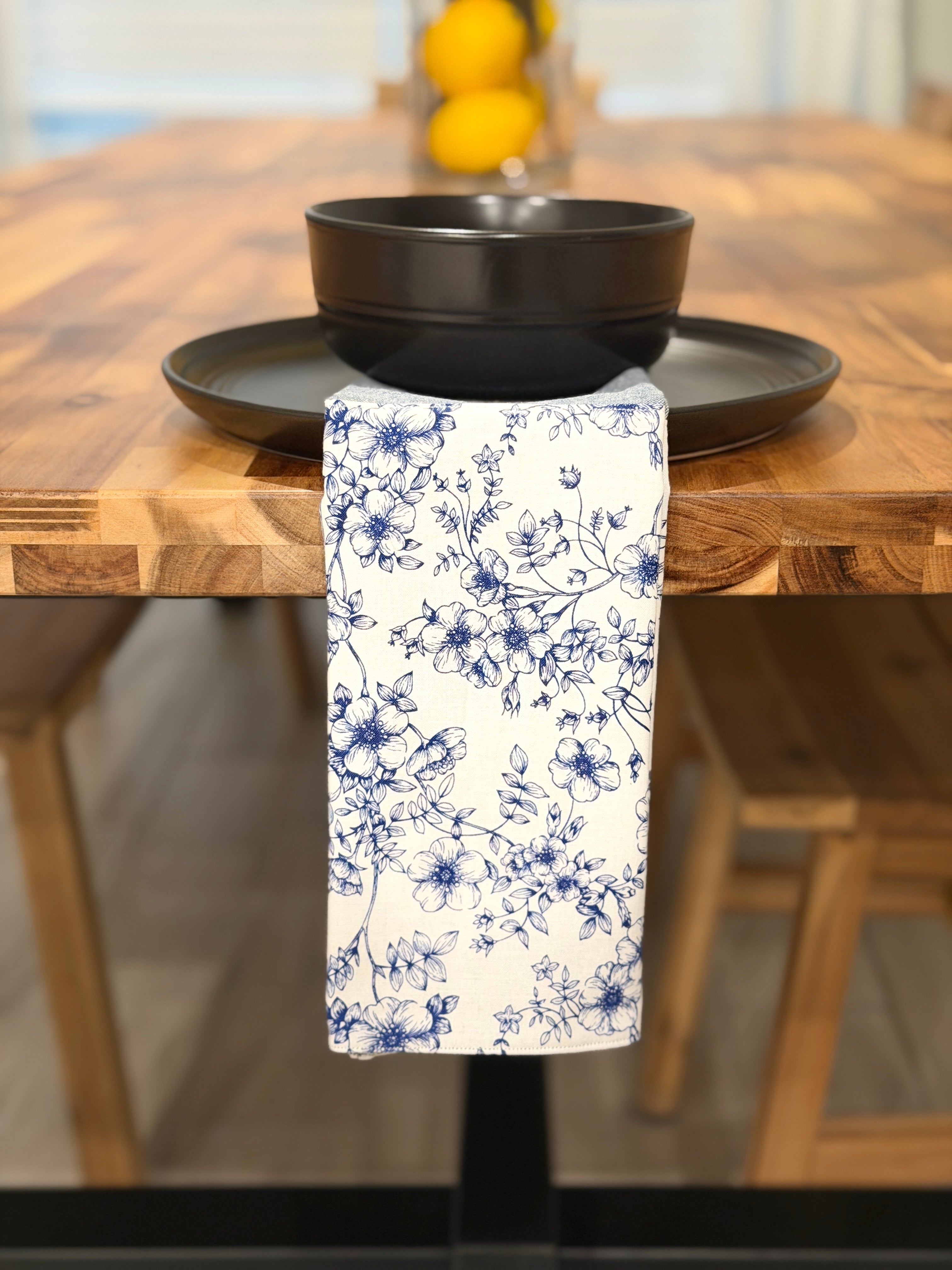 White & Navy Floral Lunch Napkin (6 pack)