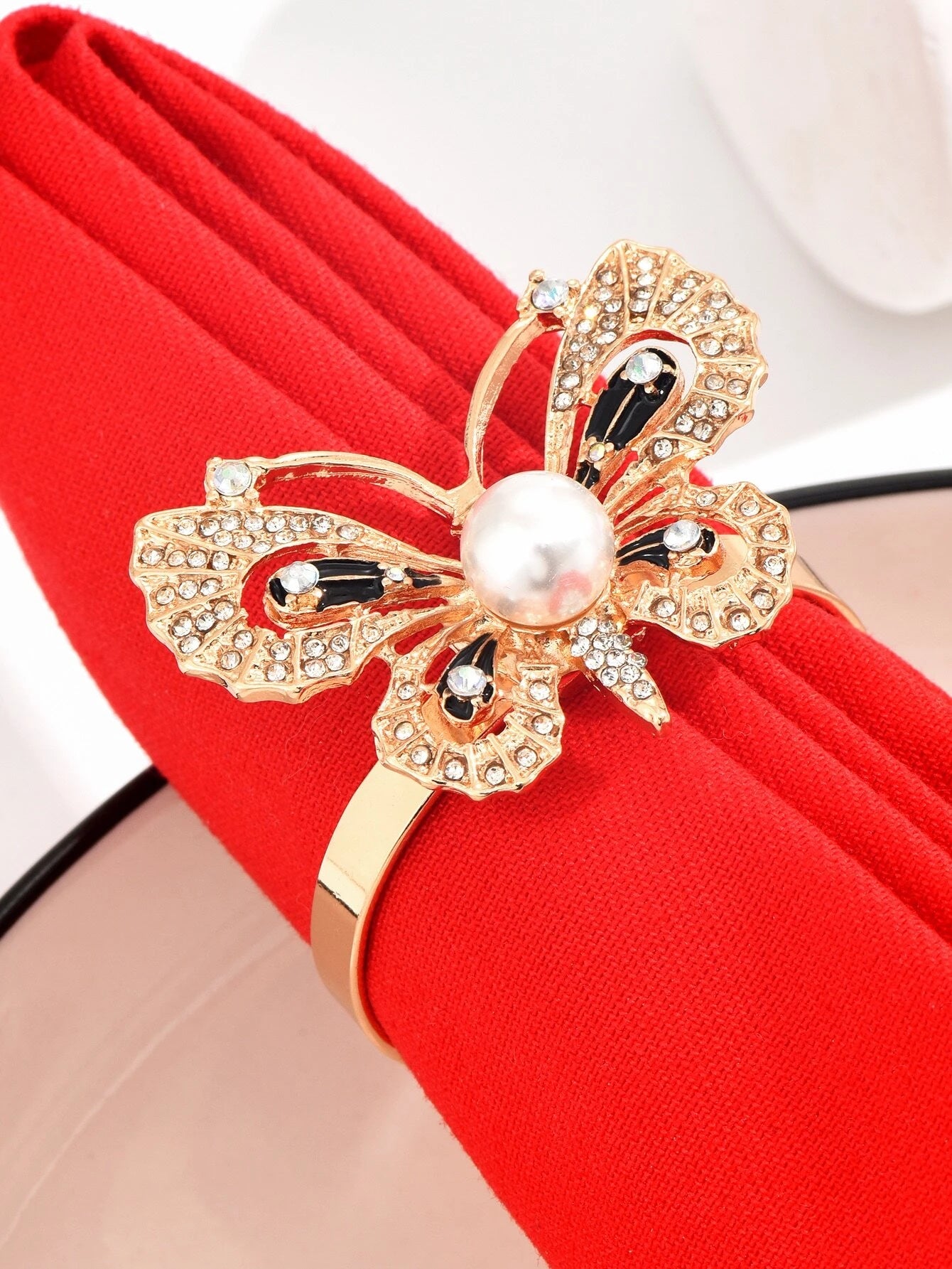 Creative Butterfly & Faux Pearl Decor Napkin Holder Ring